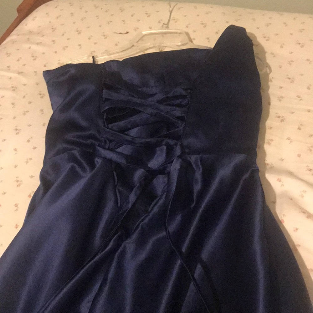 Dark blue. Size 2 - Picture 4 of 9